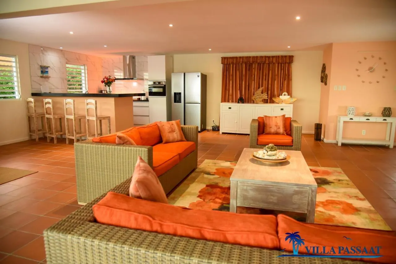 Villa Passaat Spectacular Spanish Water View Willemstad